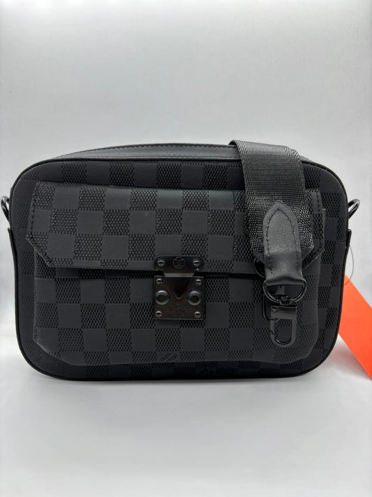 Sac LV avec bandoulière 2