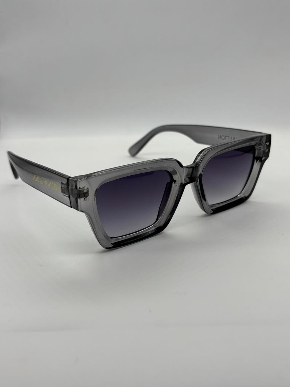 louis vuitton gris