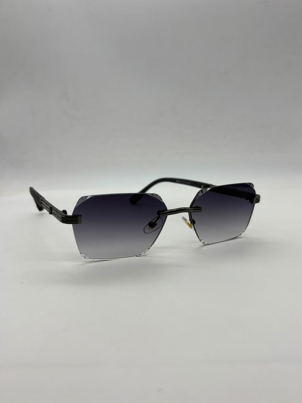 Cartier diamond cut noir
